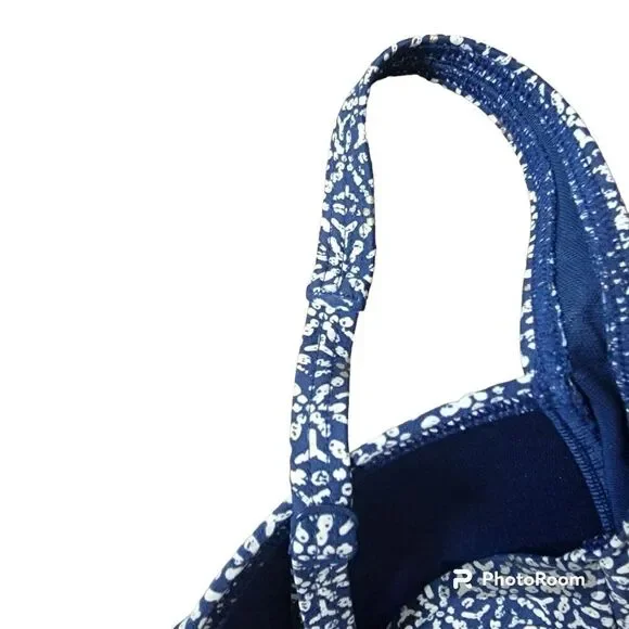 Nip Tuck Joanne Twist Front One Piece Swimsuit. Size 6. - Picture 6 of 11